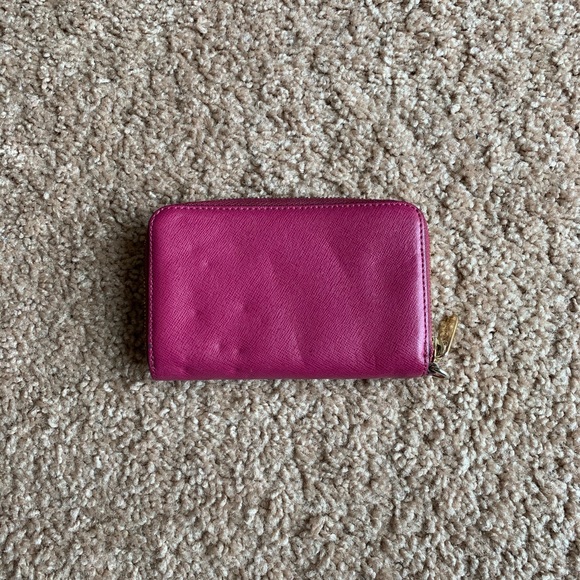Michael Kors Wallet - Picture 2 of 3